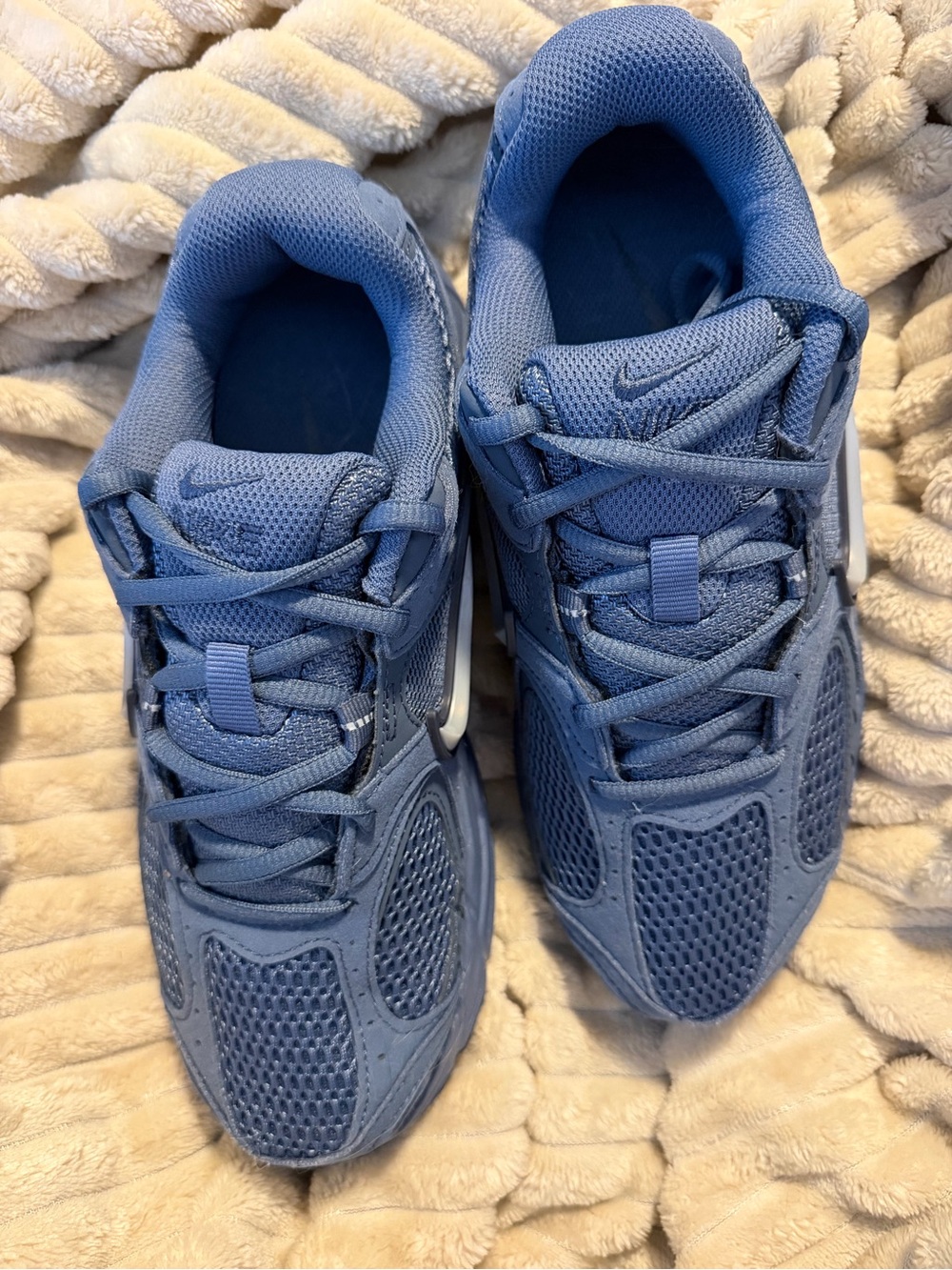 NWT Nike V5 RNR - Picture 4 of 6